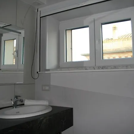 Via Piave Hotel Matera